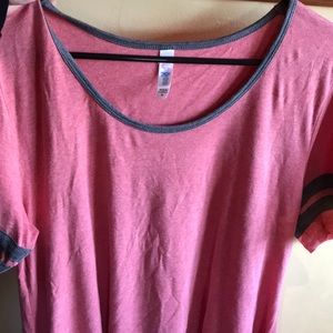 LuLaRoe XL Perfect Tee